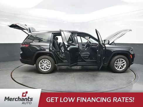 Used 2022 Jeep Grand Cherokee L Laredo w/ Luxury Tech Group I AWD/4WD image 63
