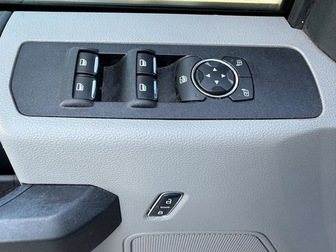 Used 2018 Ford F350 XL w/ Power Equipment Group image 21