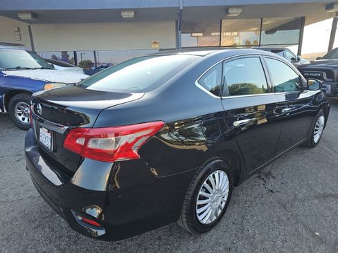 Used 2019 Nissan Sentra S FWD image 2