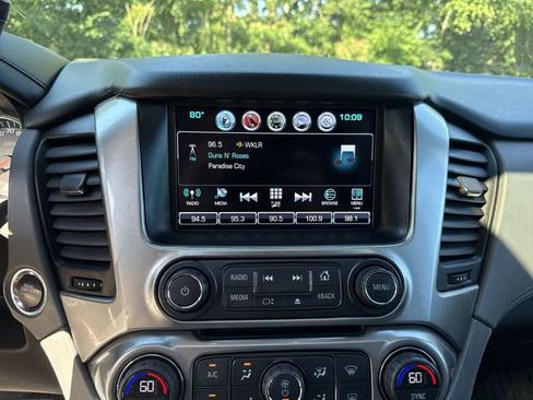 Used 2017 Chevrolet Tahoe LT w/ LT Signature Package AWD/4WD image 16