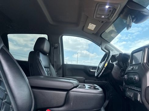 Used 2023 Chevrolet Silverado 1500 Custom RWD image 28