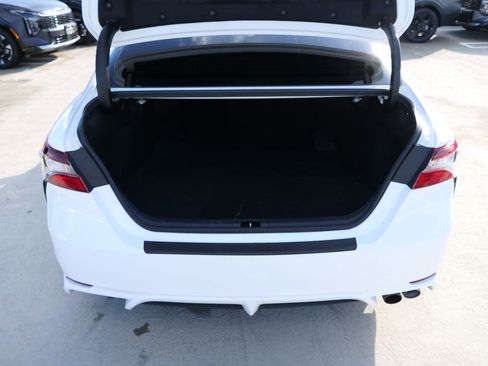 Used 2023 Toyota Camry SE image 24