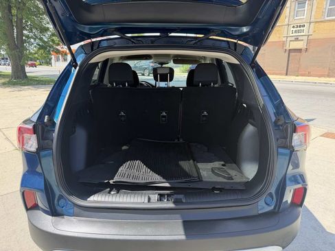 Used 2020 Ford Escape SE FWD image 19