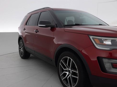 Used 2016 Ford Explorer Sport w/ Equipment Group 401A AWD/4WD image 11