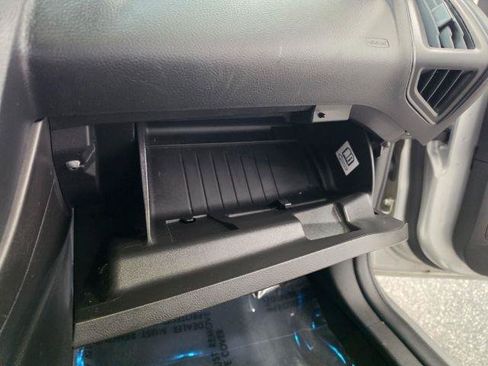 Used 2017 Ford Focus SEL FWD image 28