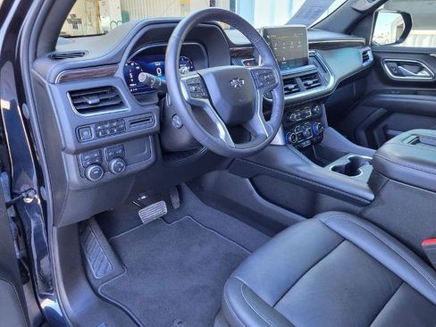 Used 2022 Chevrolet Tahoe Z71 w/ Luxury Package image 13