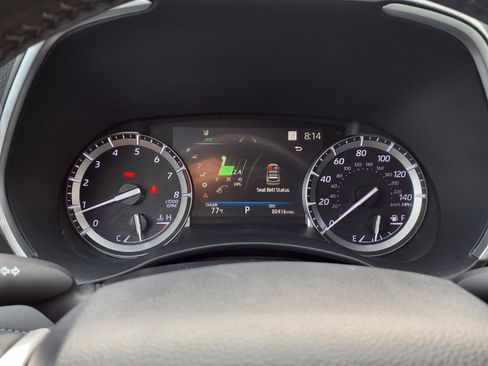 Used 2022 Toyota Highlander XLE AWD/4WD image 19