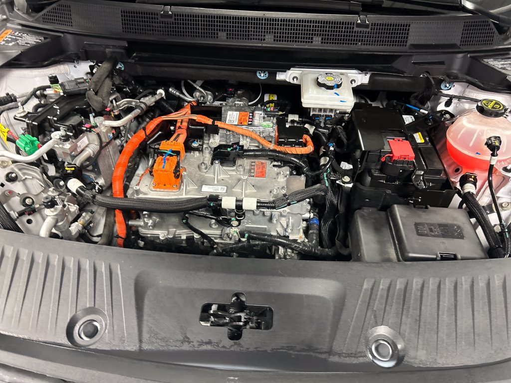 Used 2024 Chevrolet Equinox EV RS FWD image 26