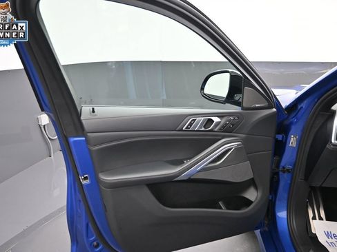 Used 2020 BMW X6 M50i w/ Premium Package AWD/4WD image 5