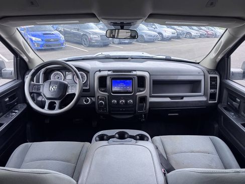 Used 2019 RAM 1500 Express w/ Express Value Package AWD/4WD image 22