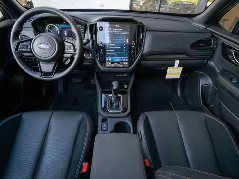 Used 2025 Subaru Forester Touring w/ Touring Package AWD/4WD image 19