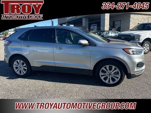 Used 2022 Ford Edge Titanium w/ Equipment Group 301A image 10