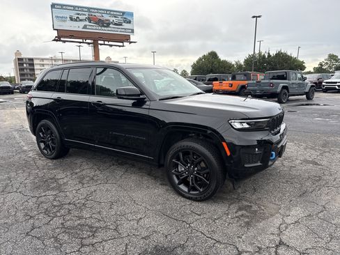 Used 2024 Jeep Grand Cherokee Limited 4xe AWD/4WD image 2
