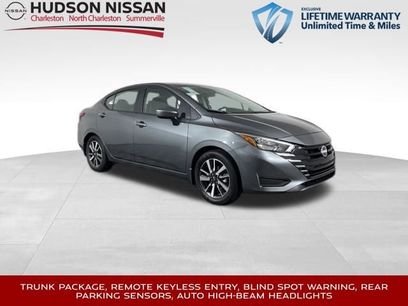New 2025 Nissan Versa SV w/ Trunk Package
