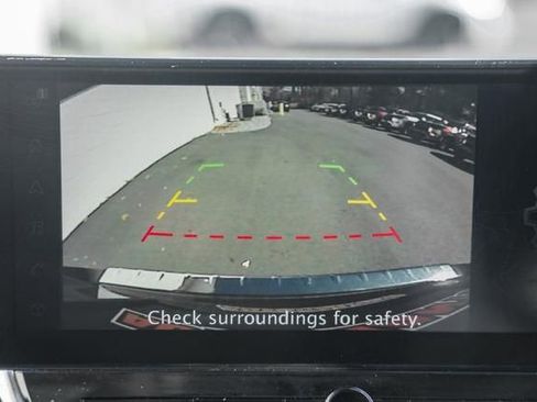 Used 2023 Nissan Altima 2.5 SV w/ SV Premium Package image 5