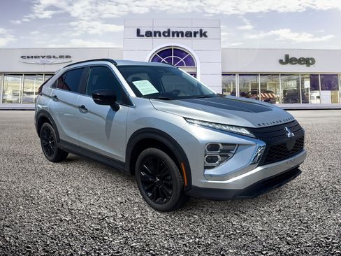Used 2024 Mitsubishi Eclipse Cross LE AWD/4WD image 19