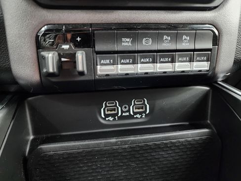 Used 2022 RAM 3500 Big Horn w/ Level C Equiment Group image 55