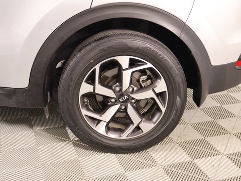 Used 2022 Kia Sportage LX FWD image 17