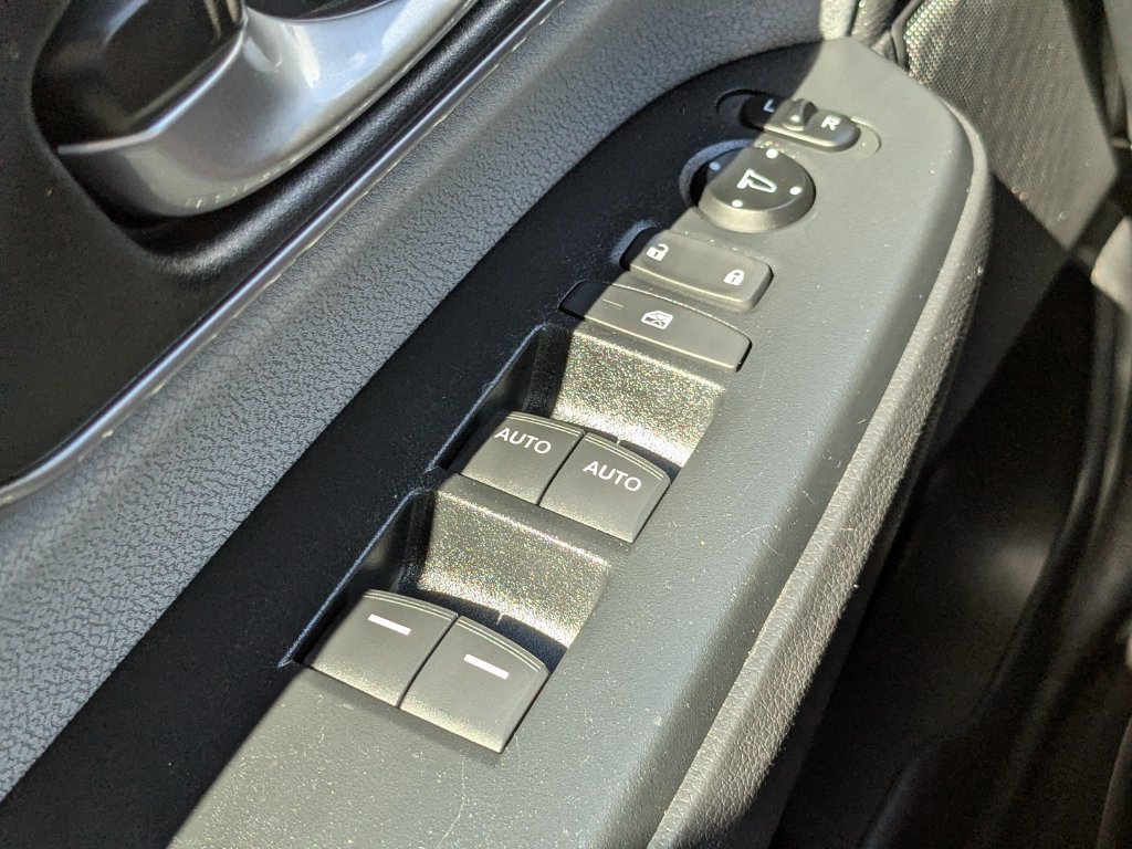 Used 2018 Honda CR-V EX image 23