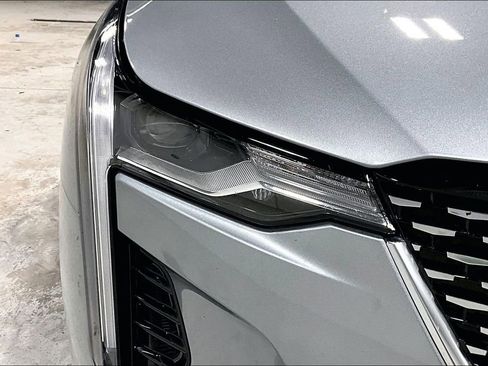 Used 2025 Cadillac CT4 Luxury RWD image 38