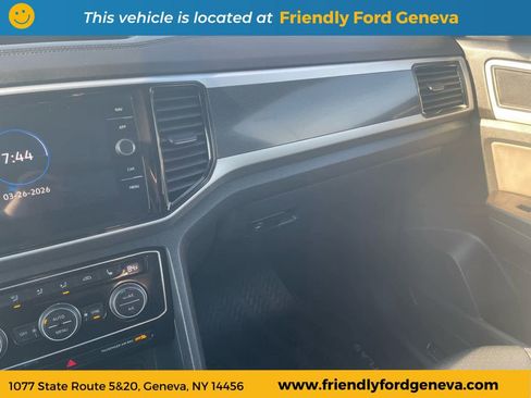 Used 2023 Volkswagen Atlas Cross Sport SEL AWD/4WD image 24