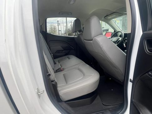 Used 2019 Chevrolet Colorado W/T w/ WT Convenience Package AWD/4WD image 28
