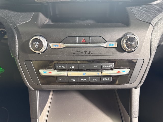 Used 2020 Ford Explorer 4WD image 34