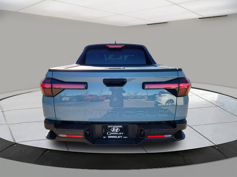 Used 2023 Hyundai Santa Cruz SEL Premium image 4