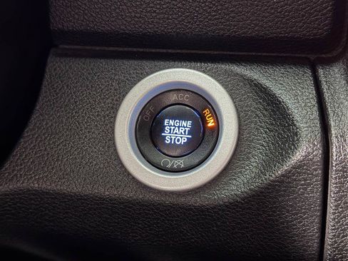 Used 2017 RAM 1500 Limited image 24