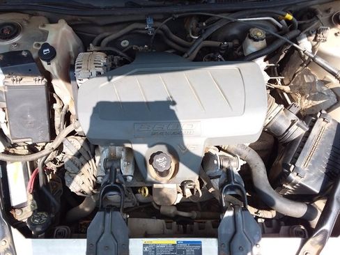 Used 2008 Pontiac Grand Prix image 9