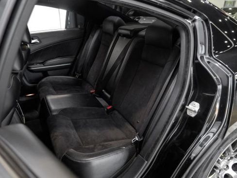 Used 2019 Dodge Charger R/T w/ Plus Group RWD image 36