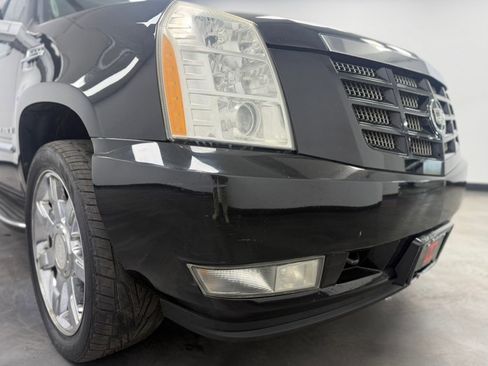 Used 2008 Cadillac Escalade EXT AWD/4WD image 17