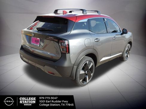 New 2025 Nissan Kicks SR image 4
