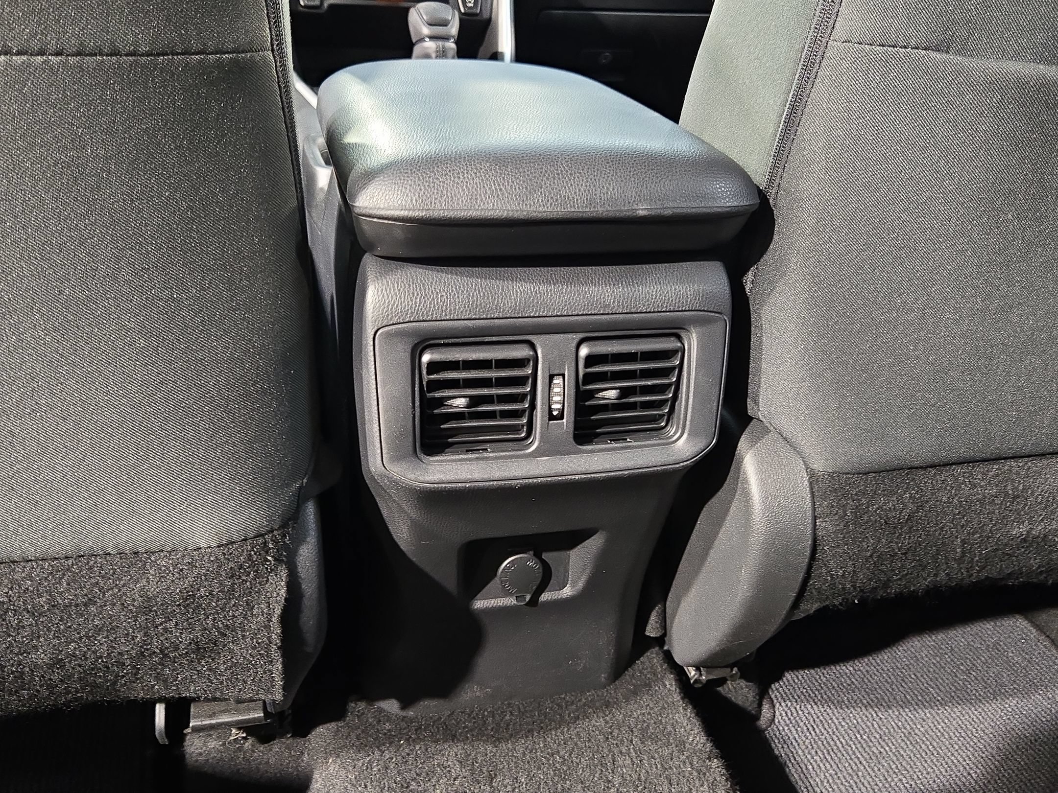 Used 2024 Toyota RAV4 LE FWD image 35
