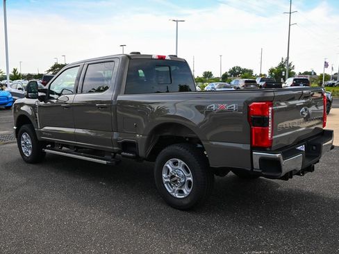 New 2026 Ford F350 XLT w/ XLT Premium Package AWD/4WD image 7