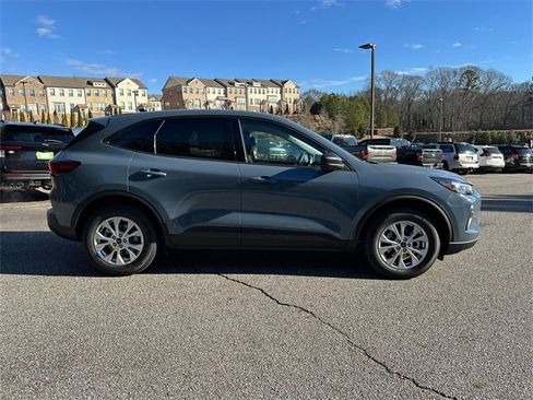 New 2026 Ford Escape Active image 8