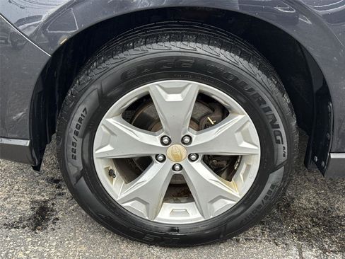Used 2014 Subaru Forester 2.5i Premium w/ All-Weather Package image 10
