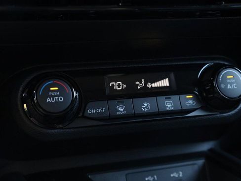 New 2026 Nissan Kicks SV image 14