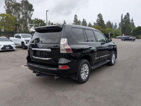 Used 2016 Lexus GX 460 w/ Premium Package image 5