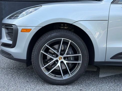 Certified 2026 Porsche Macan AWD/4WD image 14
