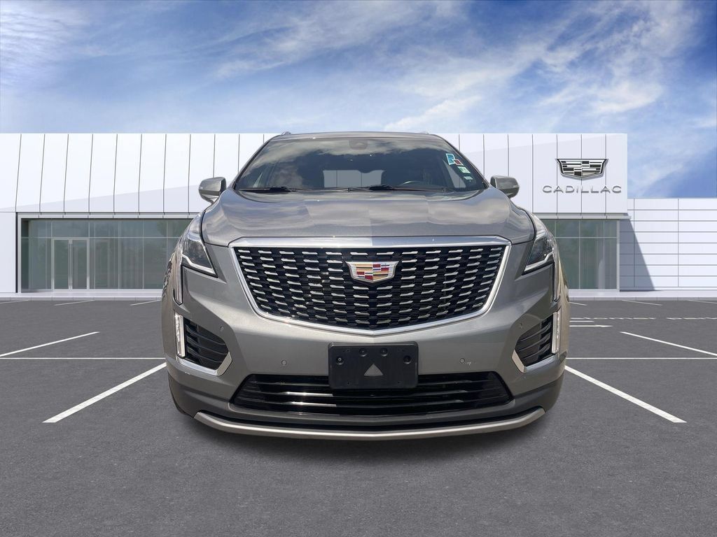 Used 2024 Cadillac XT5 Premium Luxury AWD/4WD image 3