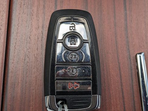 Certified 2024 Lincoln Navigator Reserve image 33