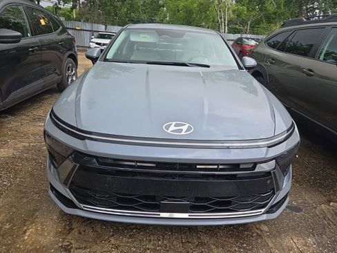 Used 2025 Hyundai Sonata SEL FWD image 6