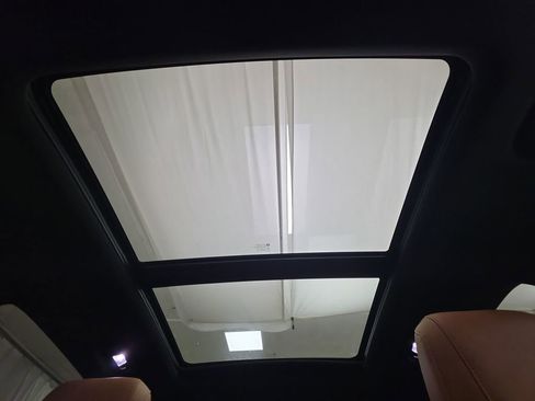 Used 2024 Cadillac XT4 Premium Luxury image 23