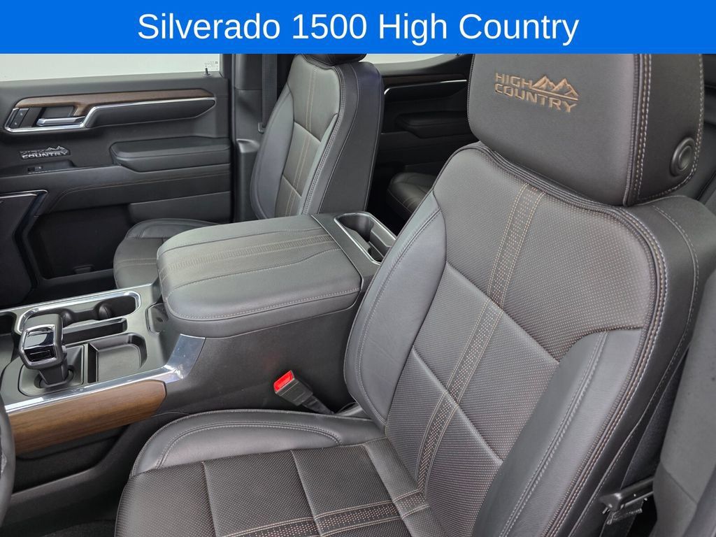Used 2023 Chevrolet Silverado 1500 High Country w/ Technology Package AWD/4WD image 11