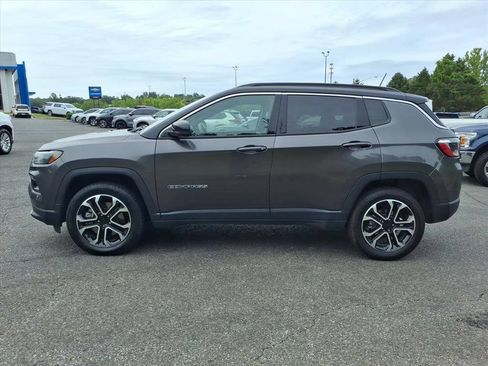 Used 2024 Jeep Compass Limited AWD/4WD image 6