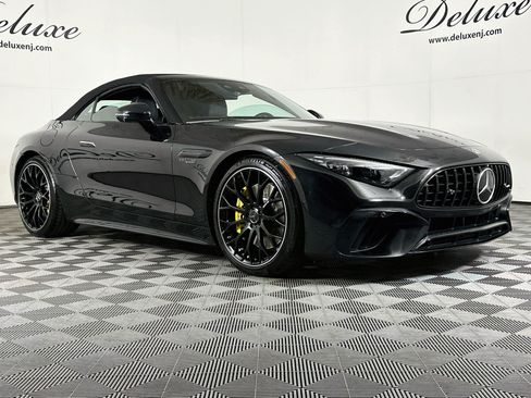 Used 2022 Mercedes-Benz SL 55 AMG 4MATIC image 1