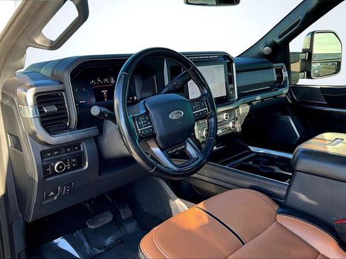 Used 2023 Ford F350 Platinum w/ FX4 Off-Road Package image 14