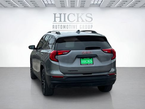 Used 2020 GMC Terrain SLE w/ Driver Convenience Package image 7