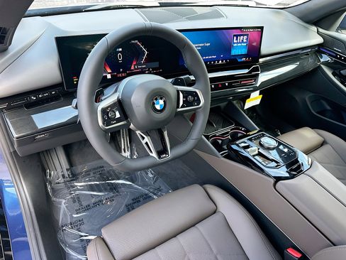 New 2026 BMW 530i w/ M Sport Package image 7